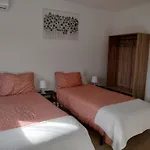 Casa de hóspedes Andorinhas 4*