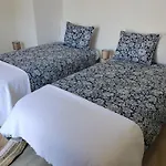Casa de hóspedes Andorinhas 4*