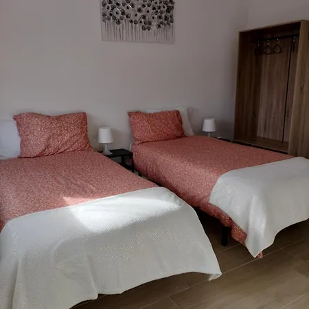 Andorinhas ゲストハウス