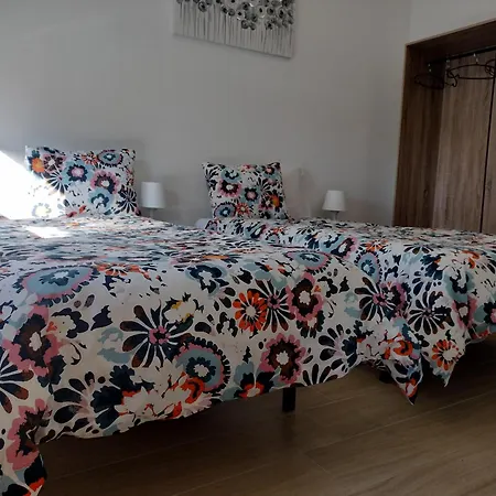 Andorinhas Vendégház Senhora da Hora